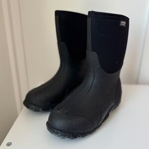 Bogs Boots Classic Mid Mens Size 8